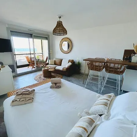 Apartment Chic & Cosy Vue Mer, Clim, Parking *