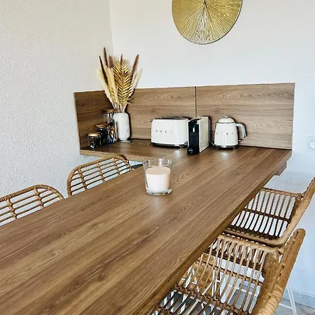 Chic & Cosy Vue Mer, Clim, Parking Apartment
