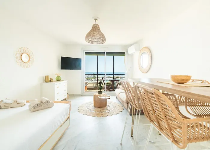 Chic & Cosy Vue Mer, Clim, Parking Apartamento