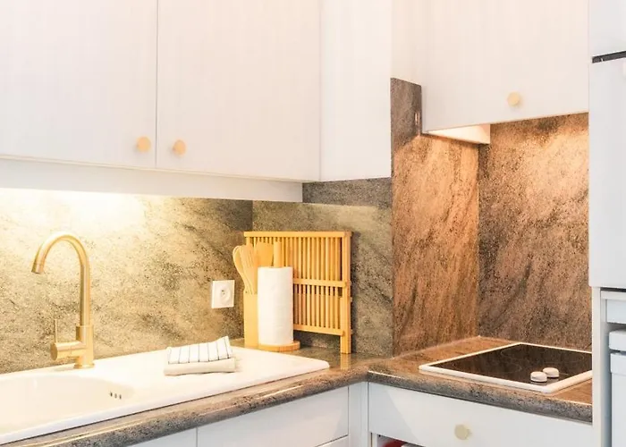 Chic & Cosy Vue Mer, Clim, Parking Apartment