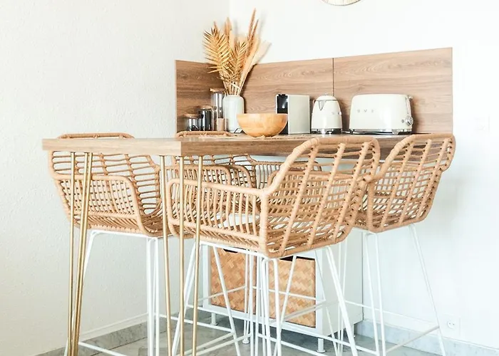 Apartment Chic & Cosy Vue Mer, Clim, Parking *